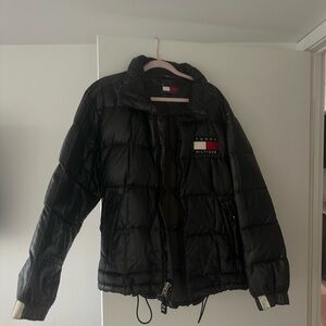 VINTAGE Tommy Hilfiger Puffer Jacket
